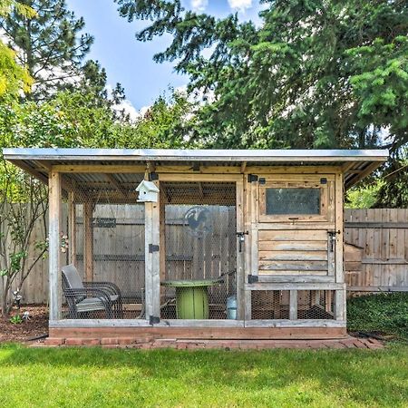 Central Medford Family Retreat With Large Yard! Buitenkant foto